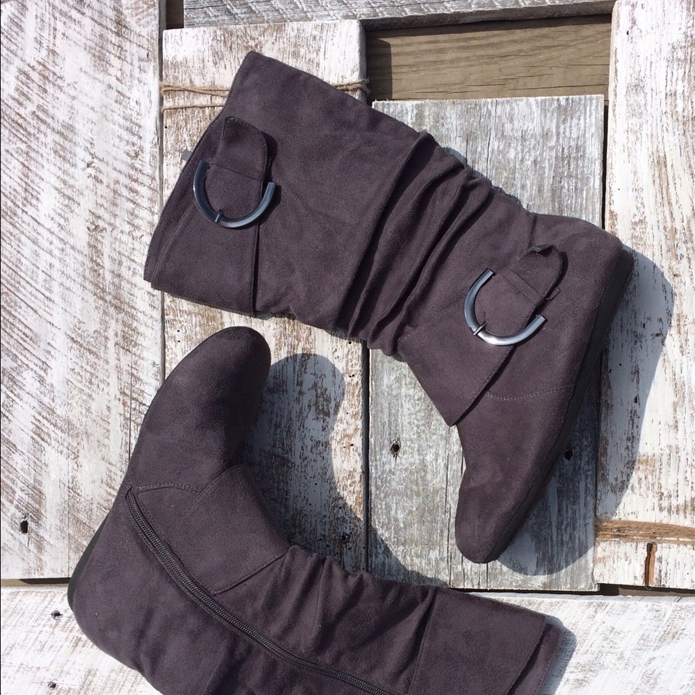 Gray boots. Top Moda. Size 8.