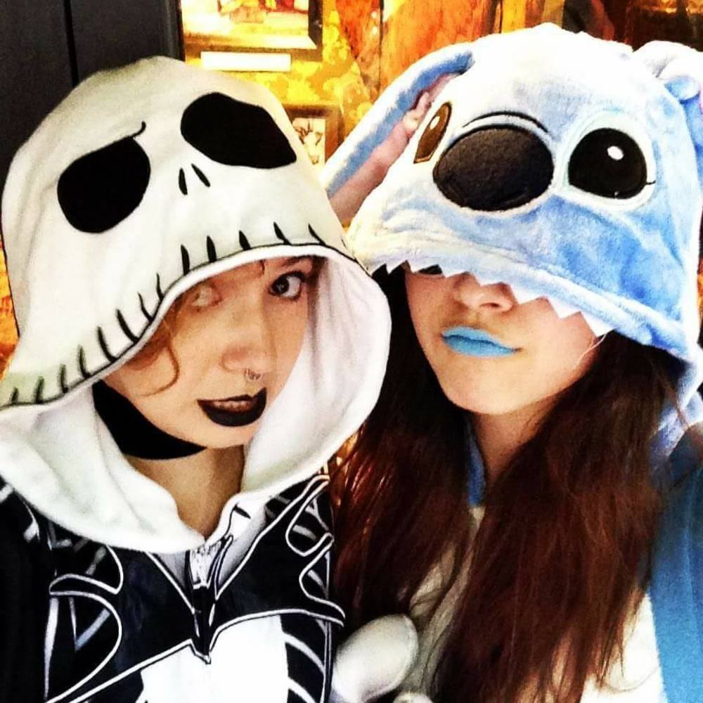 Meet your Posher, Monique