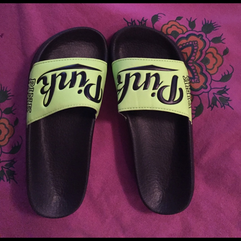 PINK VS Slides NWOT