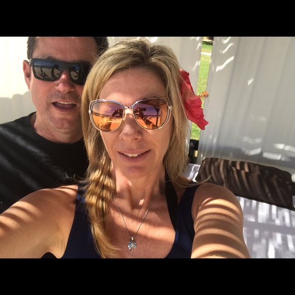 Meet your Posher, Koree - Picture 4 of 4