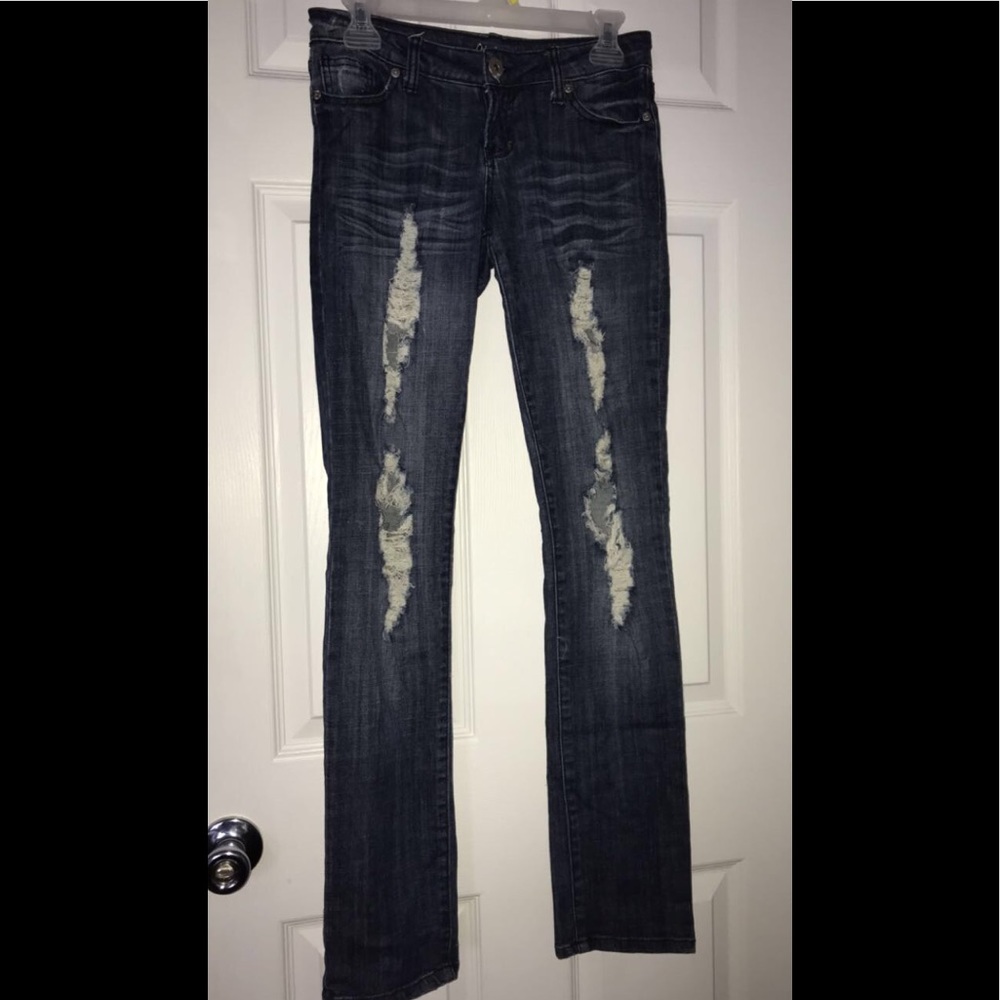 Size 3 ripped skinny jeans