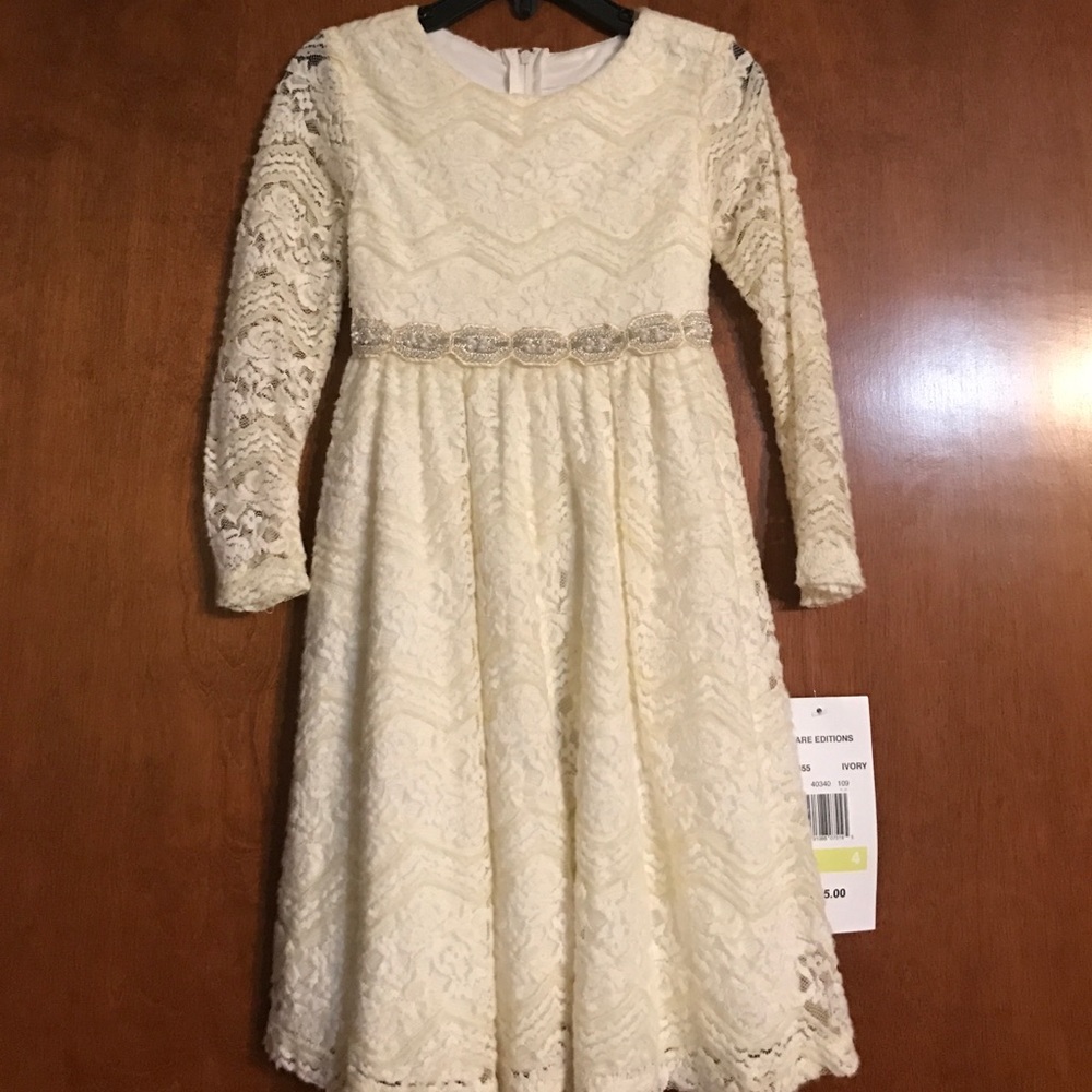 Rare Editions dress. NWT. Size 4