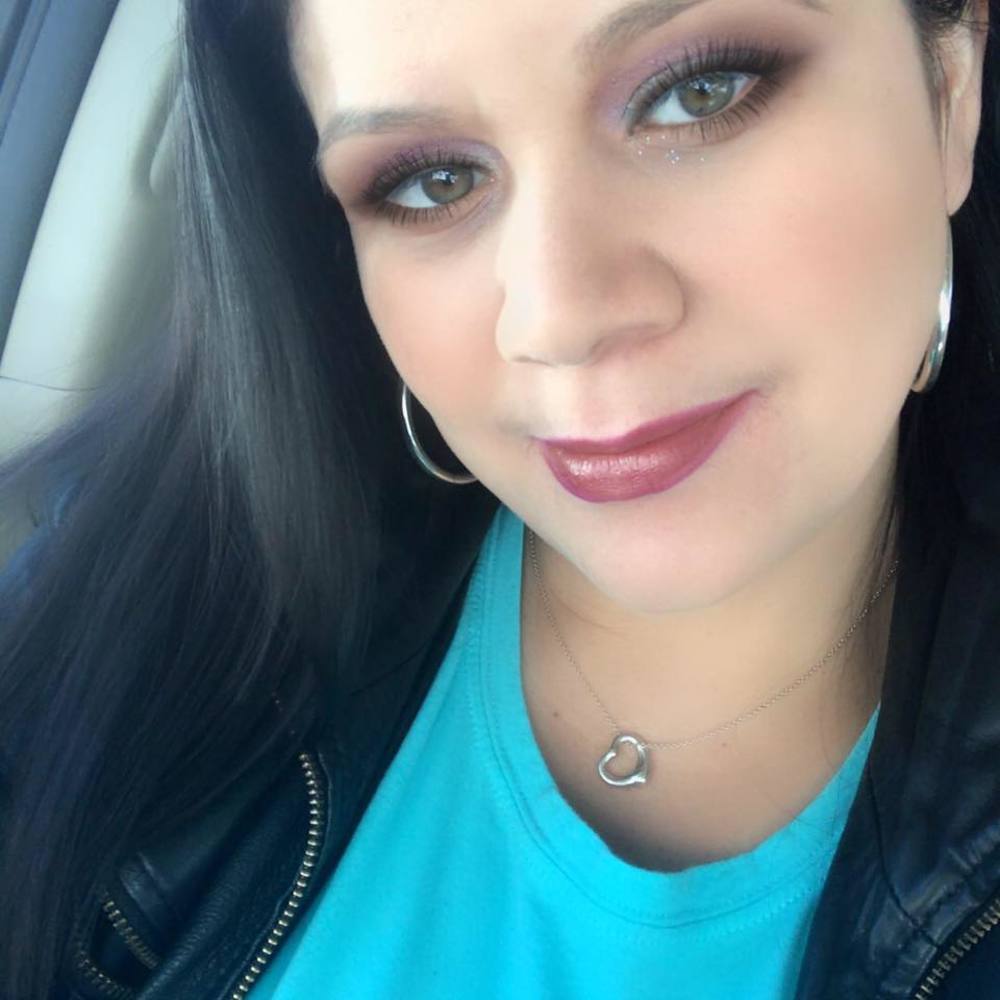 Meet your Posher, Mari