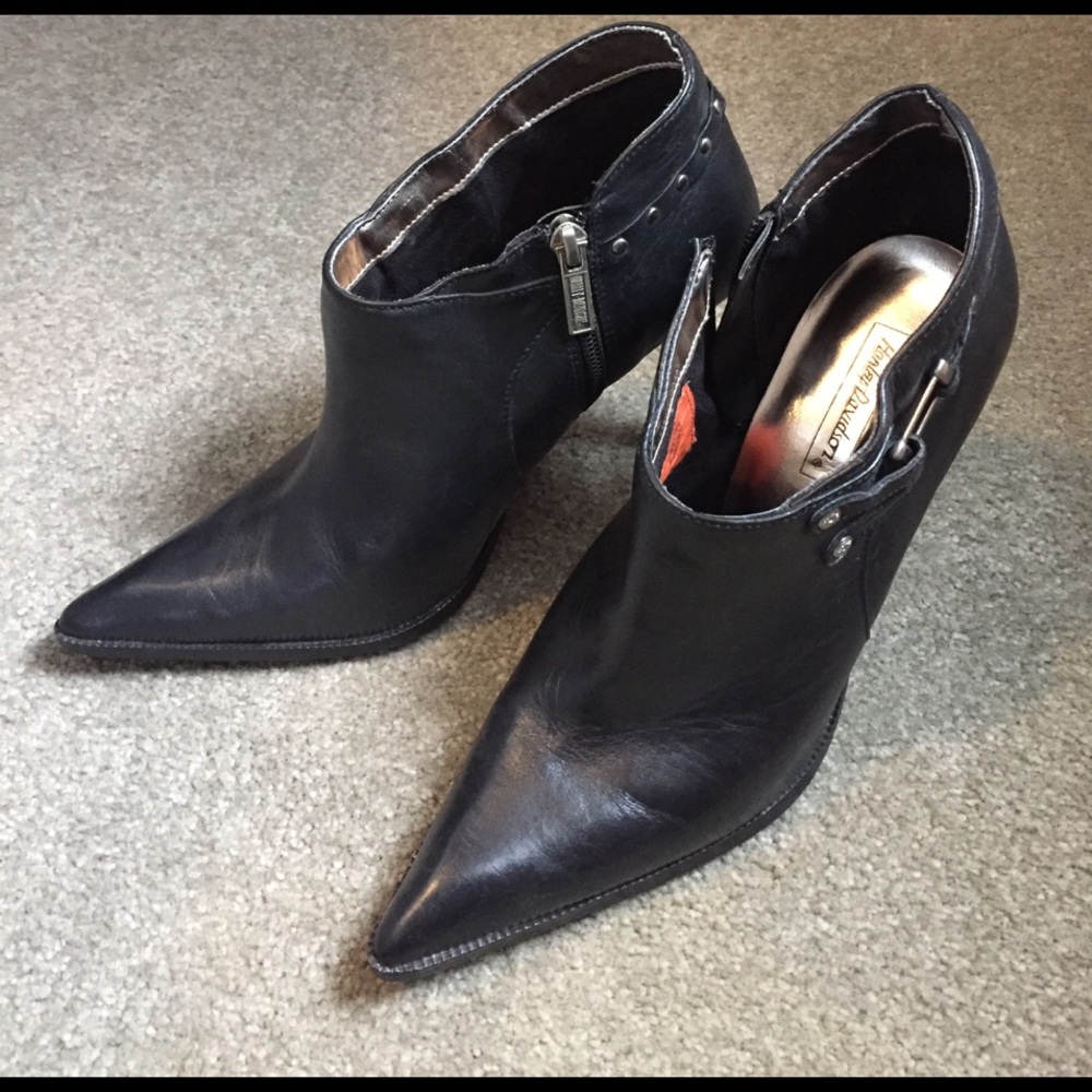 HD high heel booties