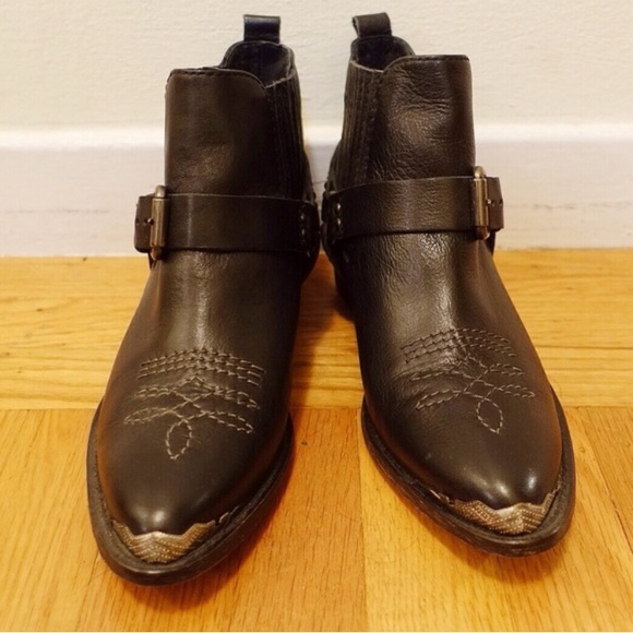 SOLD🌹RARE Zara Black Western Leather Boots - Picture 2 of 5