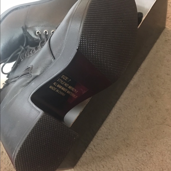 Black booties - Picture 4 of 4