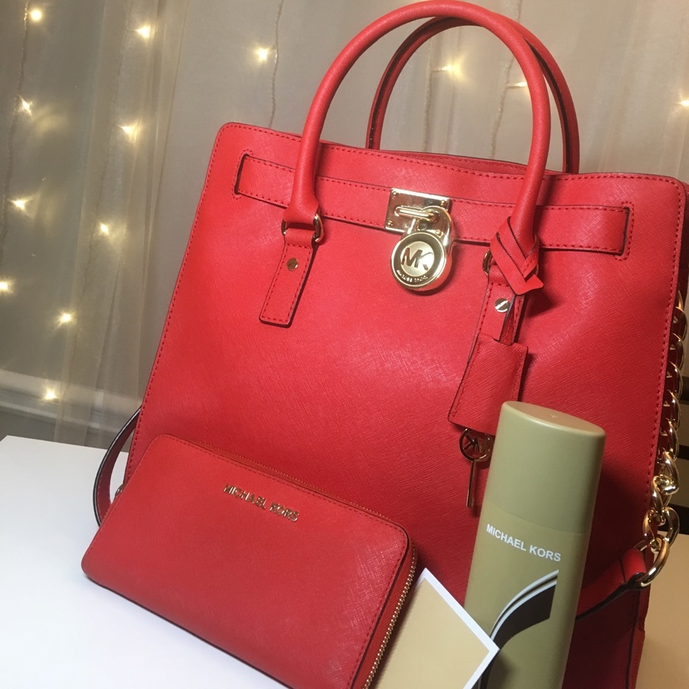 Michael Kors Hamilton Bag & Wallet Set