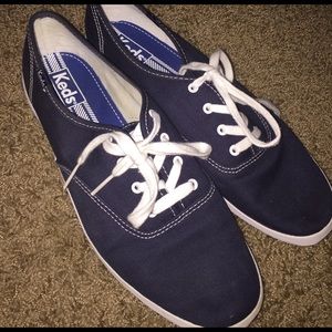 Navy Keds