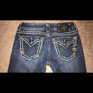 Miss me skinny jeans size 25. Good condition.