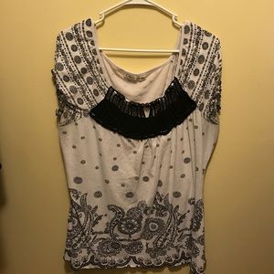 Short sleeved shirt