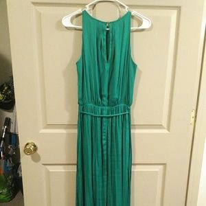 Long, green dress. Dressy or casual!