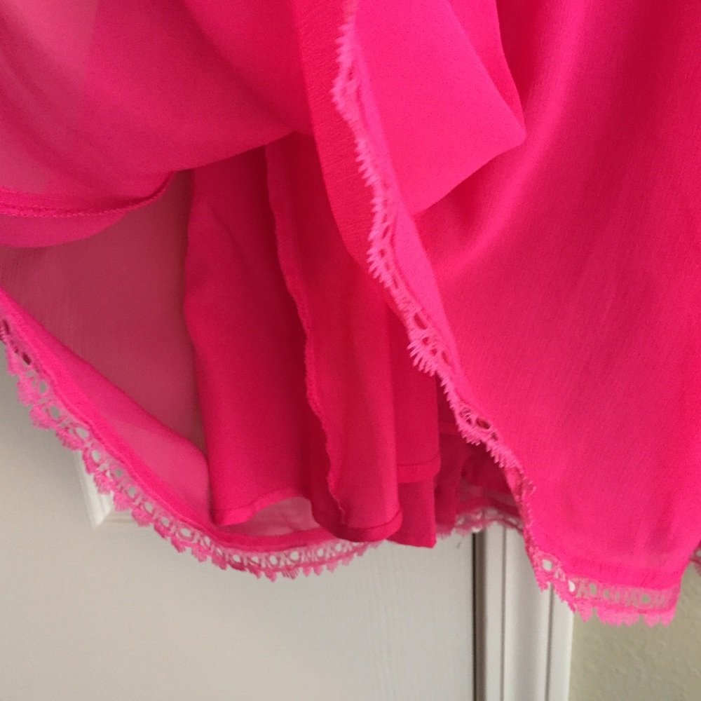 Kirra Pretty Pink Dress 🌺 - Picture 3 of 8