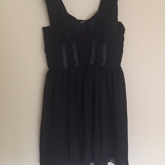 Black formal dress - Picture 1 of 5