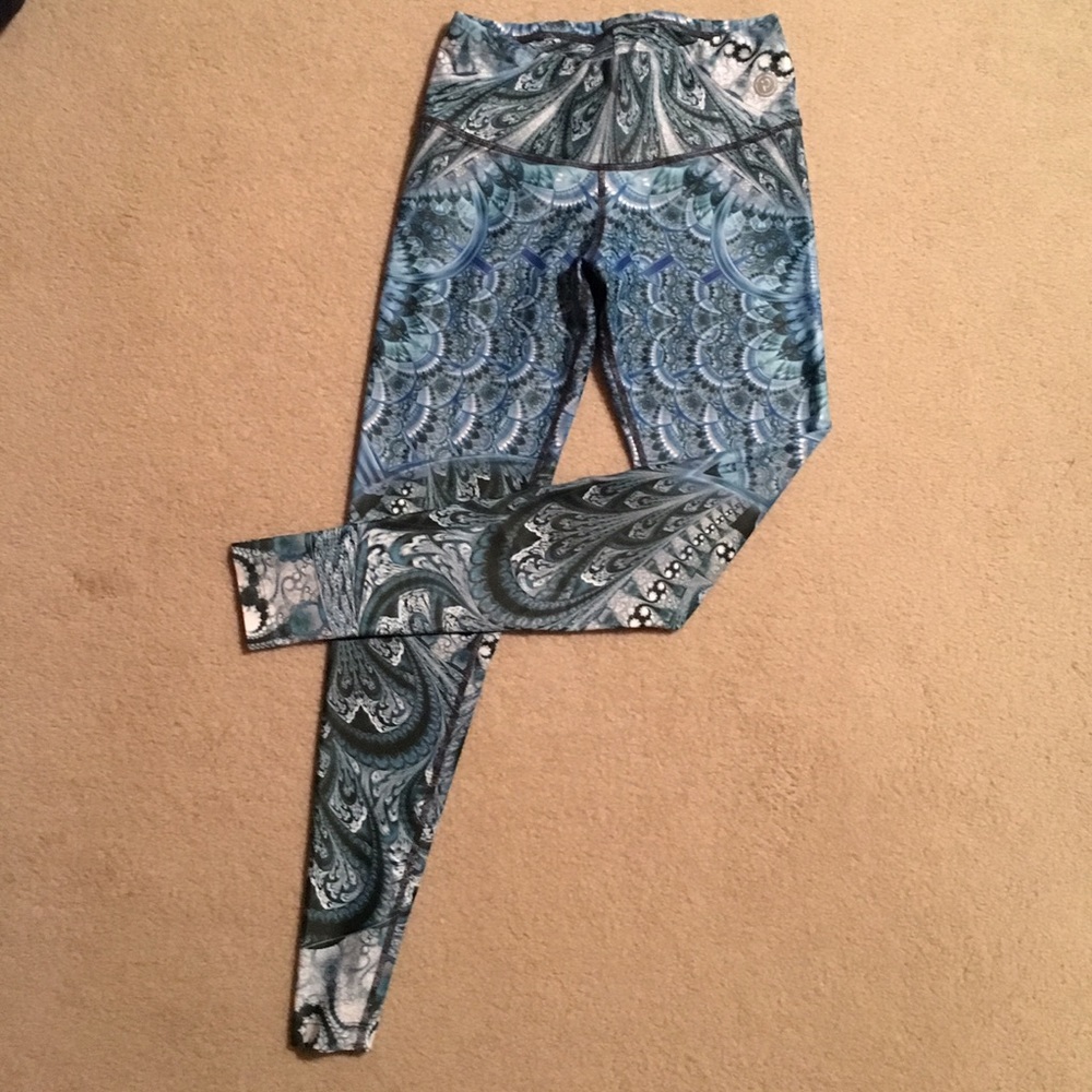 Pure Barre Paisley Leggings SIZE SMALL