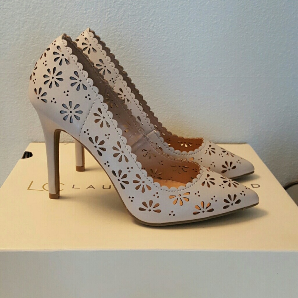 Lauren Conrad Floral Pumps