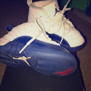 Toddler size8c retro Jordan 12