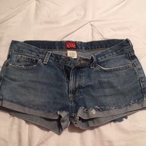 Tilt Jean Shorts