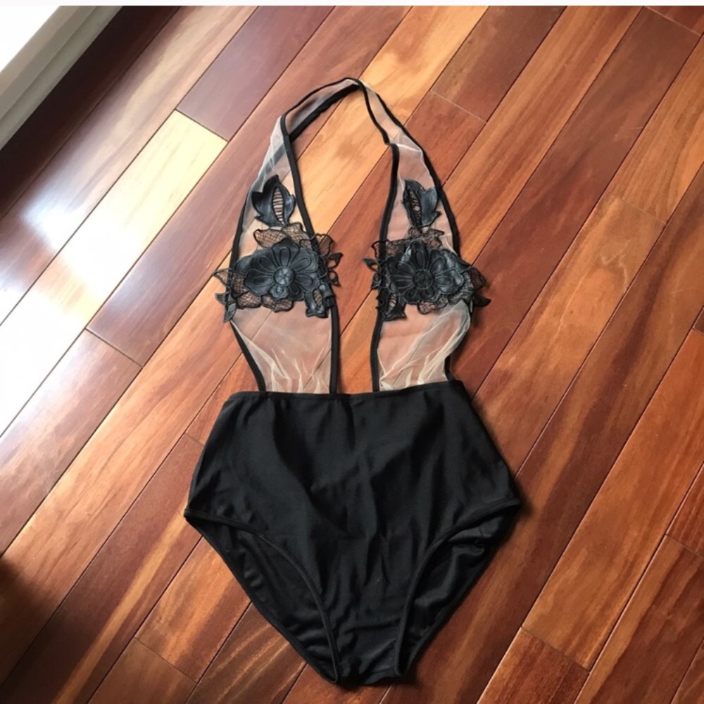 NWT 😍 black bathing suit from boutique - Picture 4 of 7
