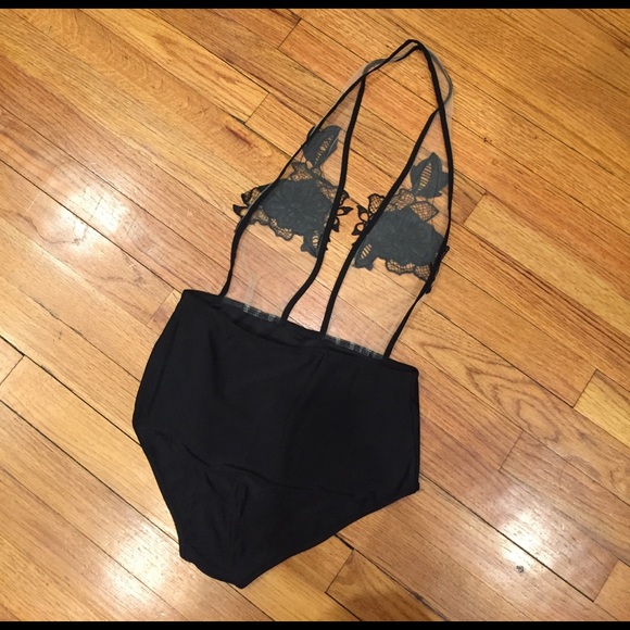 NWT 😍 black bathing suit from boutique - Picture 5 of 7