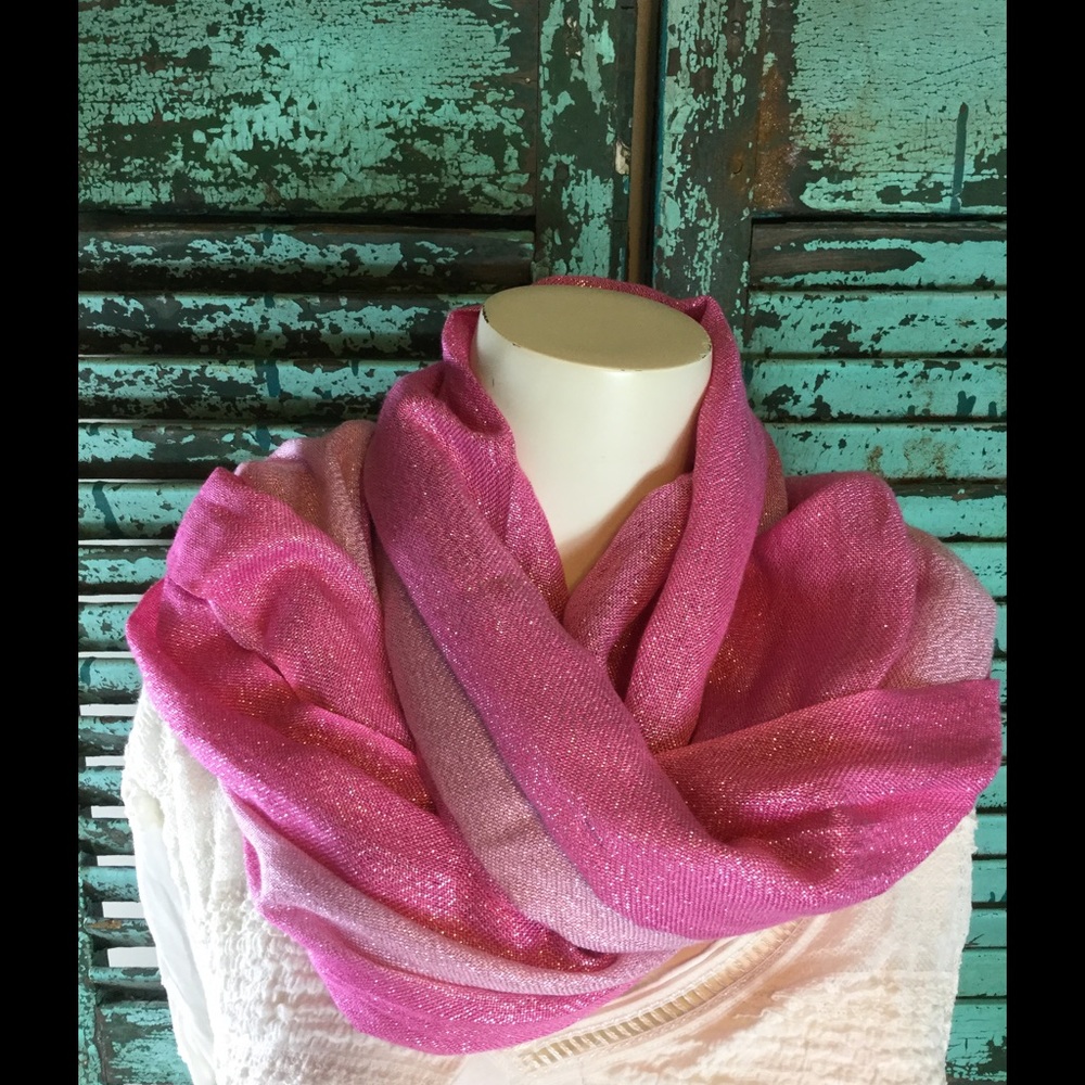 Beautiful Vibrant Scarf - Picture 1 of 3