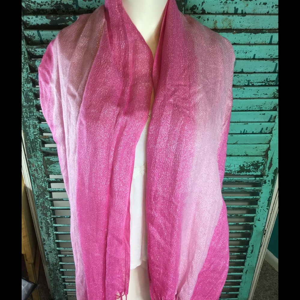 Beautiful Vibrant Scarf - Picture 2 of 3