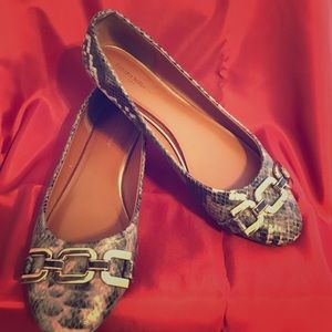 Banana Republic Flats Snake Skin