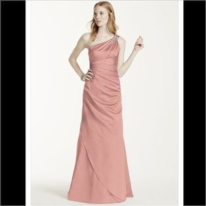 GREAT DRESS FOR PROM!!!