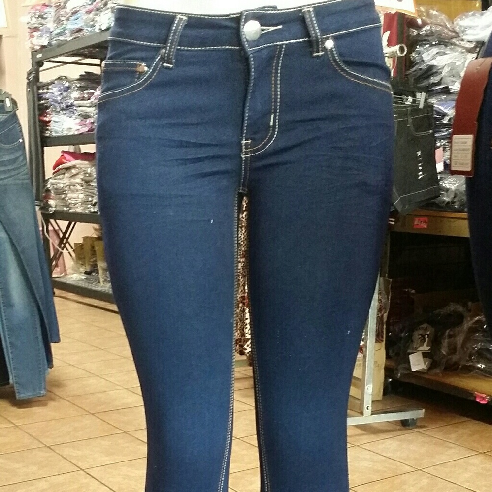 New boutique skinny jeans