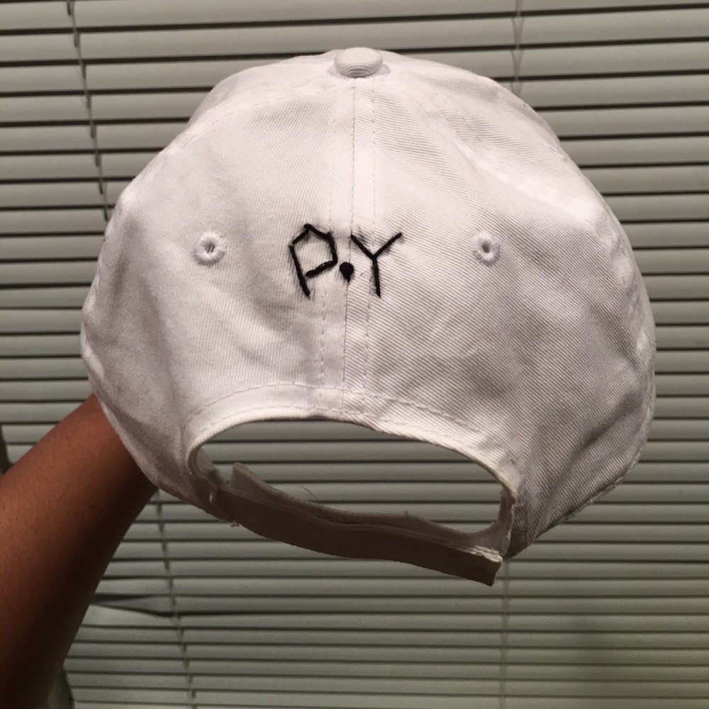 Lit hat - Picture 2 of 2