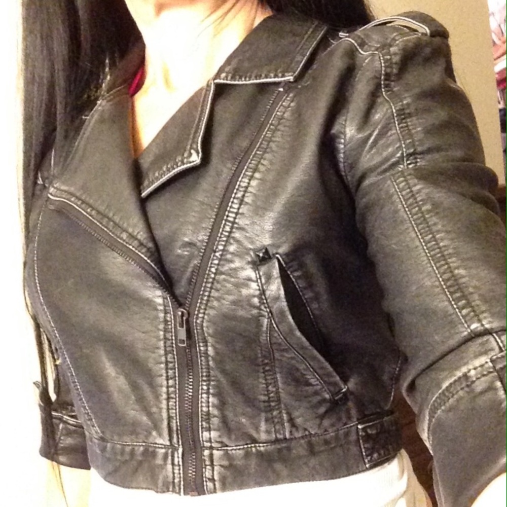 Roxy Short Black Jacket - image 2