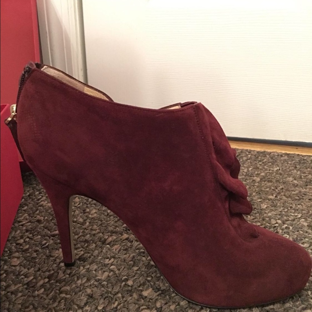 Valentino oxblood Suede booties