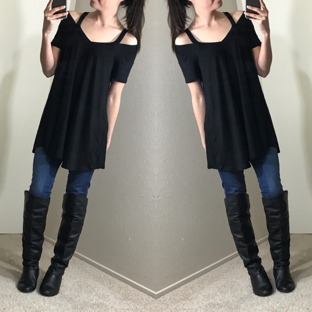 LAST (L) Black Cold Shoulder Top 🖤 - Picture 2 of 5