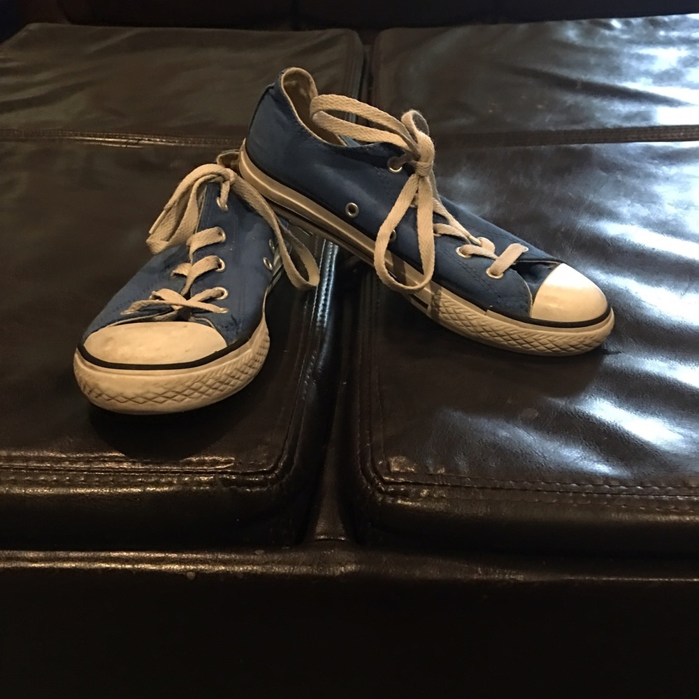 Blue converse