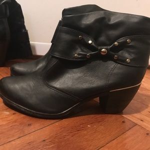 Black heeled studded bow booties!