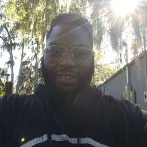 Meet your Posher, Derrick