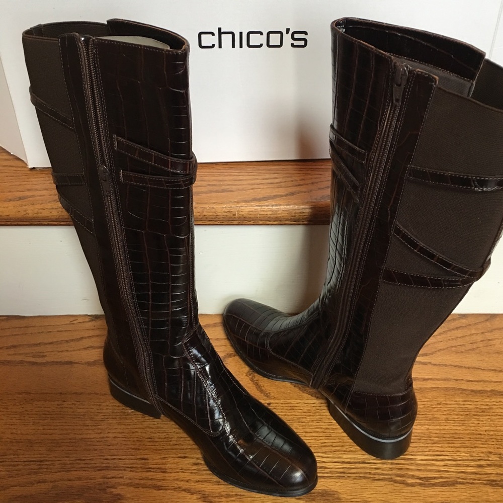 CHICO’S Boots size 8 or 6.5 Brown leather front and straps - Picture 2 of 8