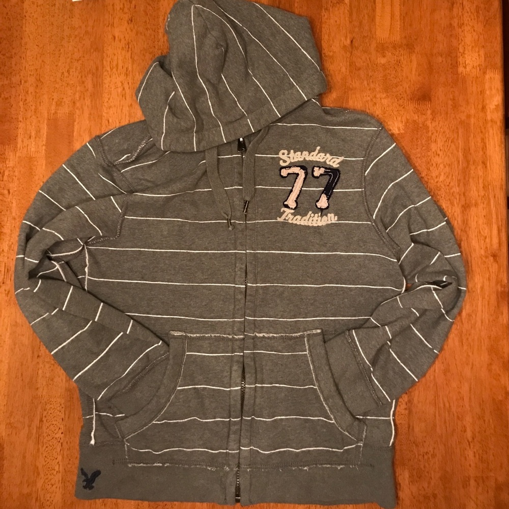 🎉HP🎉 American Eagle Gray Hoodie