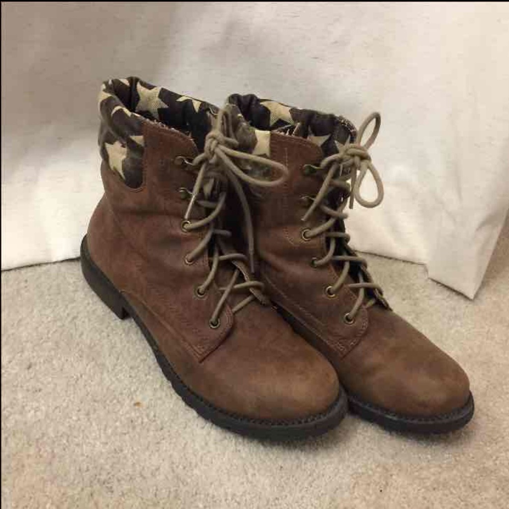 Brown boots