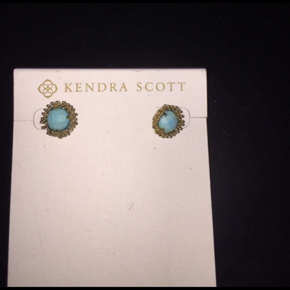 Kendra Scott turquoise studs