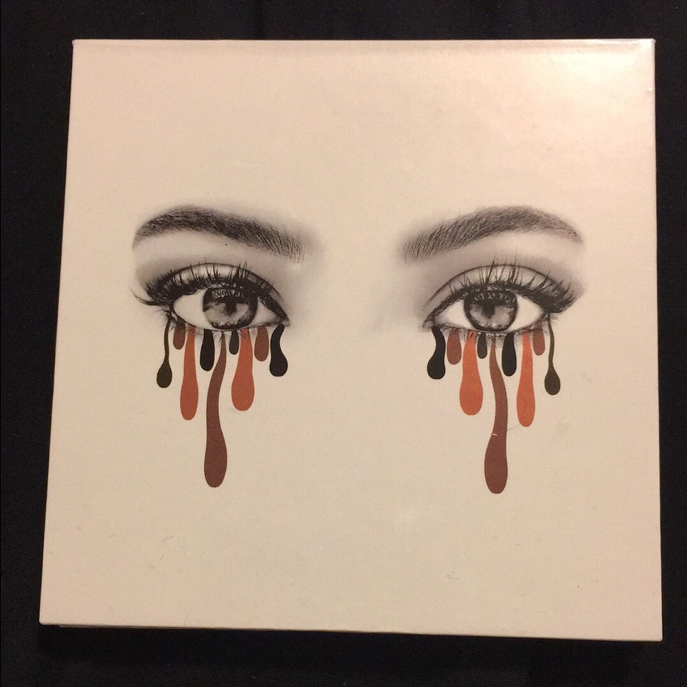 Kylie Bronze Palette