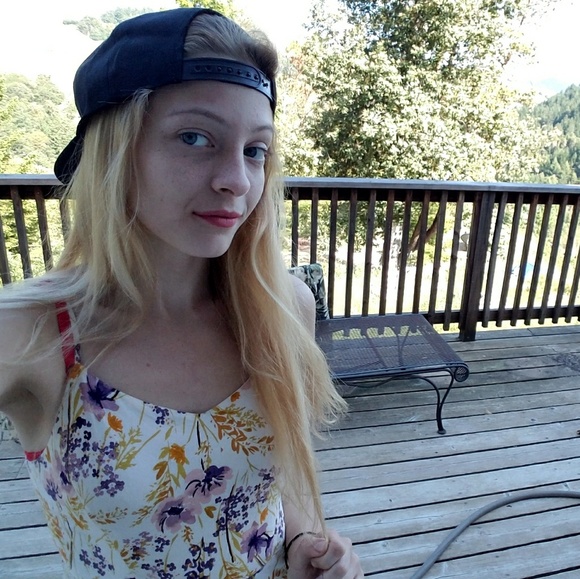 Luminous Lone Wolf Snapback. Unisex ☆ $25. - Picture 5 of 5