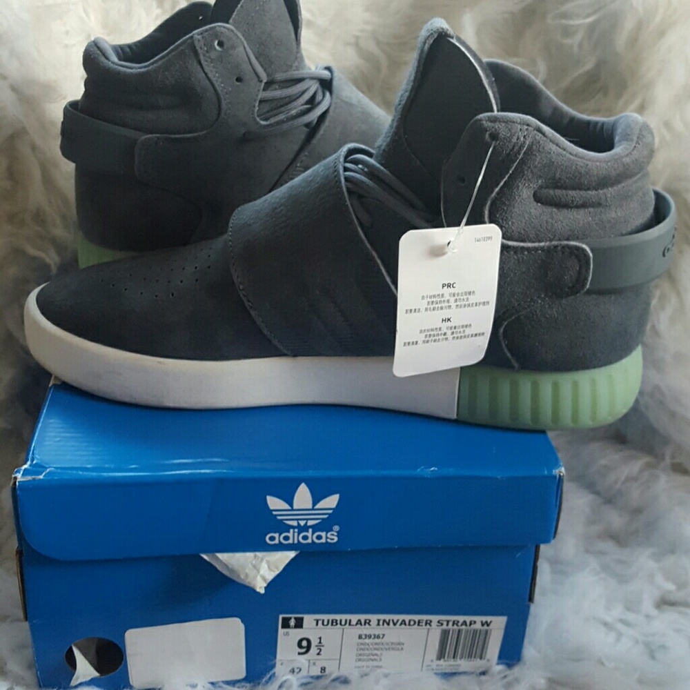 Adidas Tubular Invader Strap, NWT