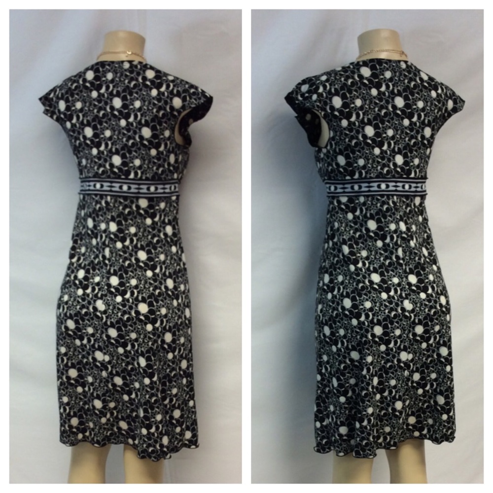 MAX EDITION ABSTRACT DESIGN DRESS - Picture 5 of 8