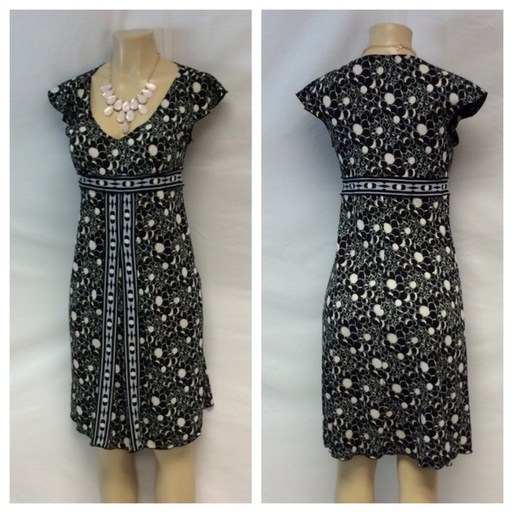 MAX EDITION ABSTRACT DESIGN DRESS - Picture 7 of 8