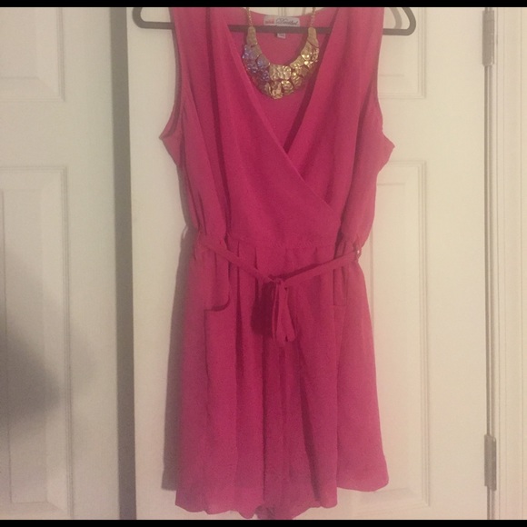 🙈PRICE DROP: Pink romper - Picture 1 of 4