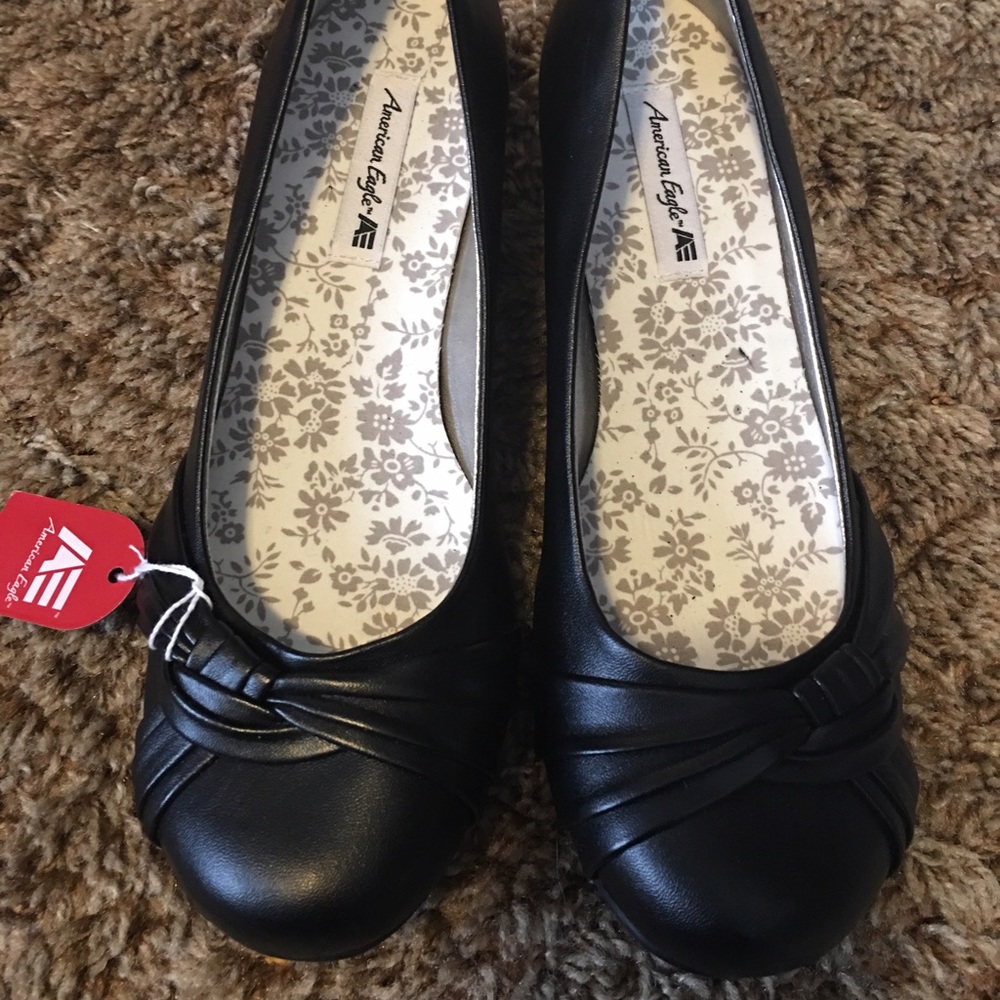 BNWT American Eagle slip on dress shoes.