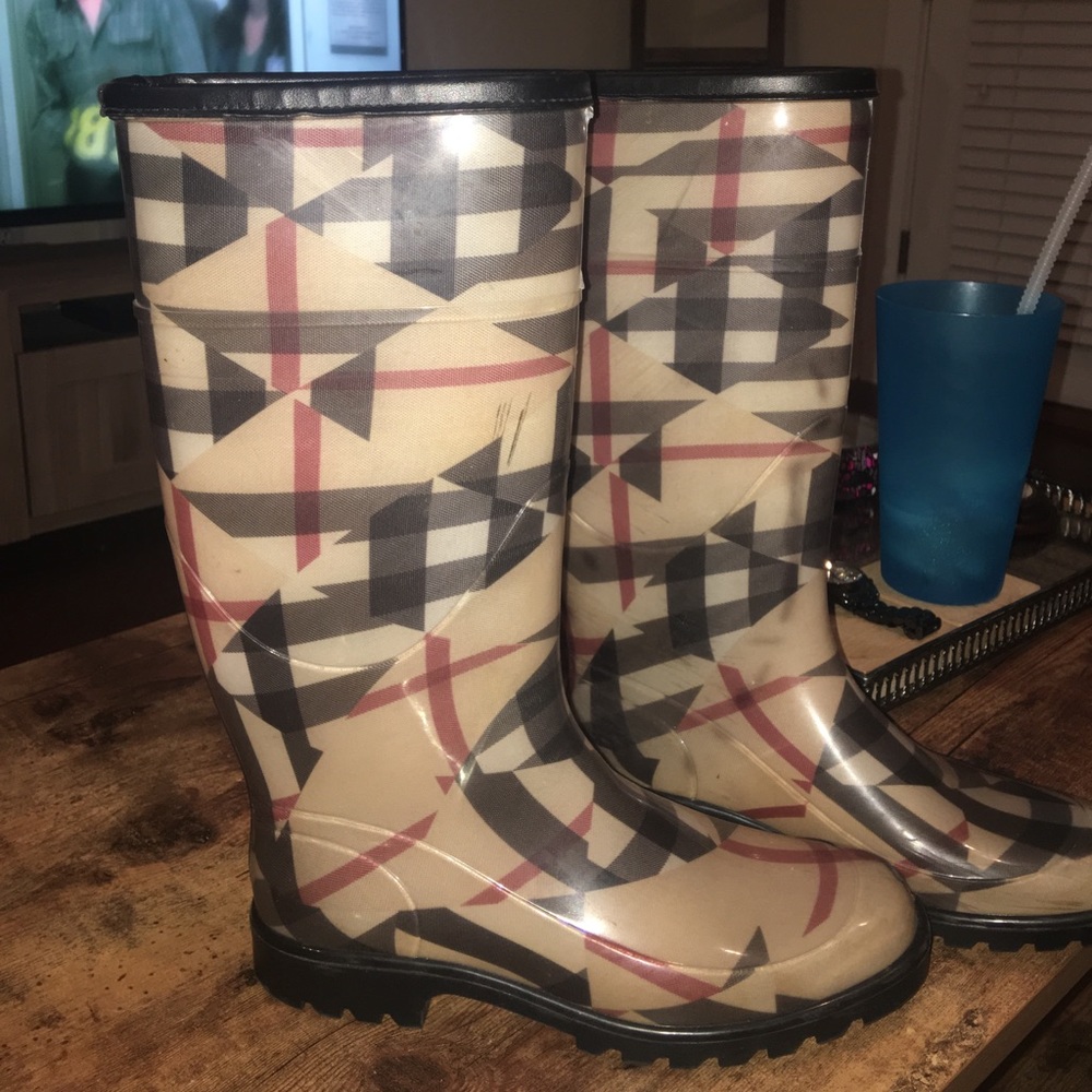 Burberry Rainboots