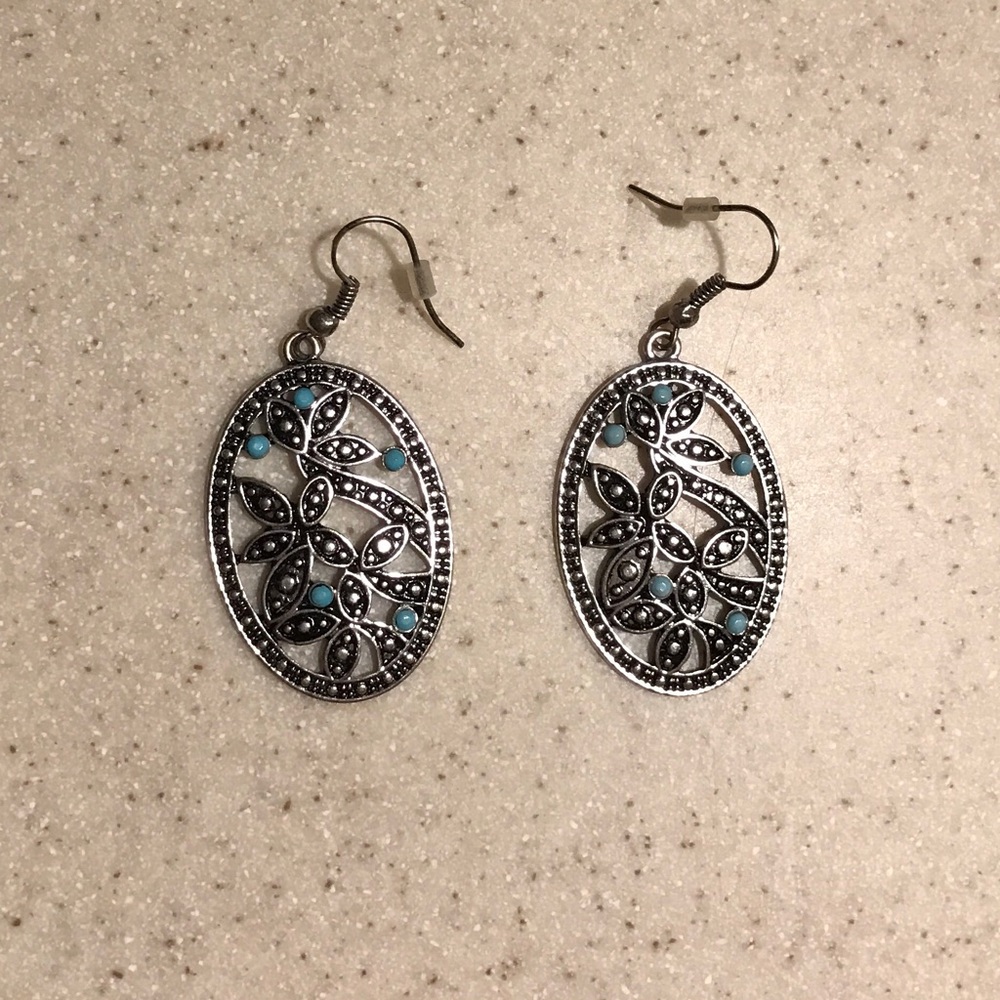 Earrings w/ Turquoise Accents