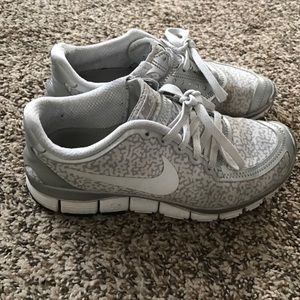 Gray Nikes Size 6