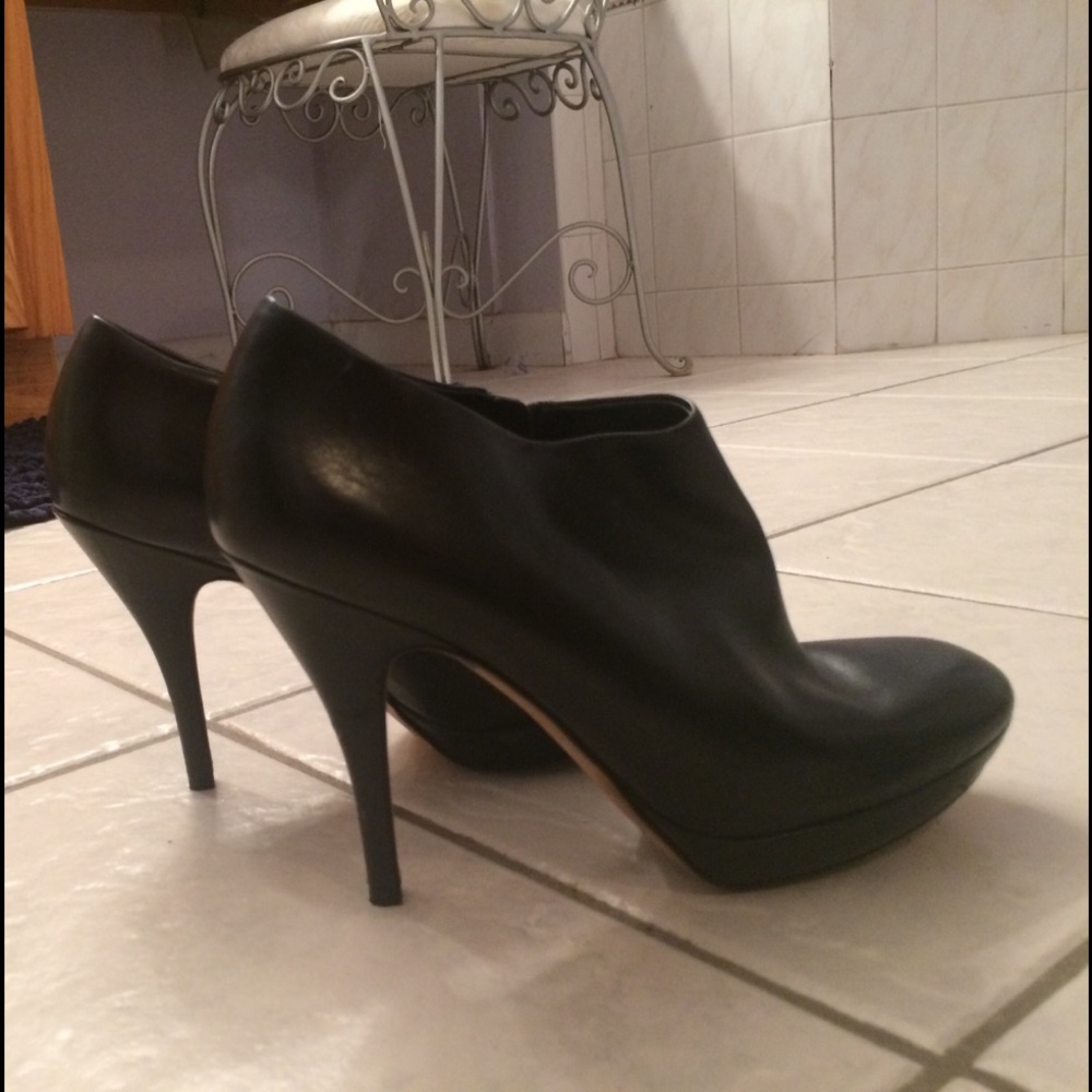 Black Via Spiga Boots